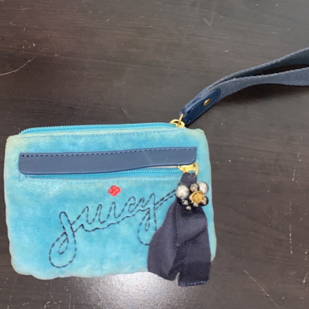 Juicy Couture Wristlet Blue Navy Wallet